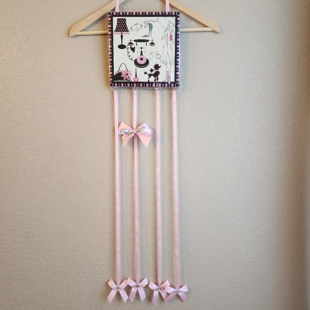 Pink Hair Bow holder NWT